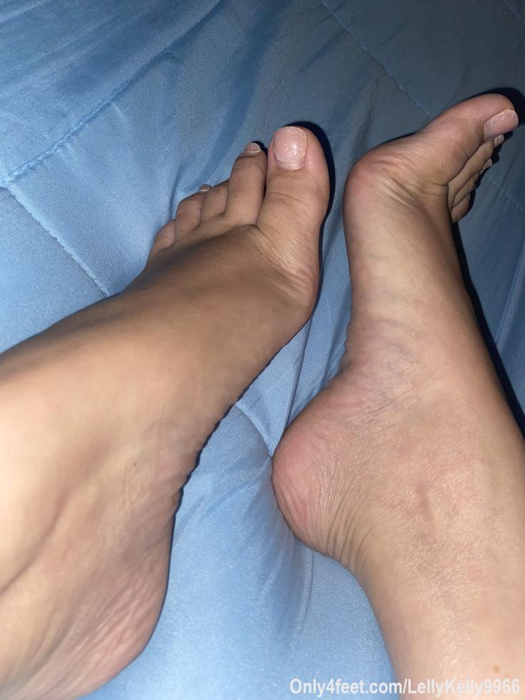 Piedini salsicciosi 😋👅