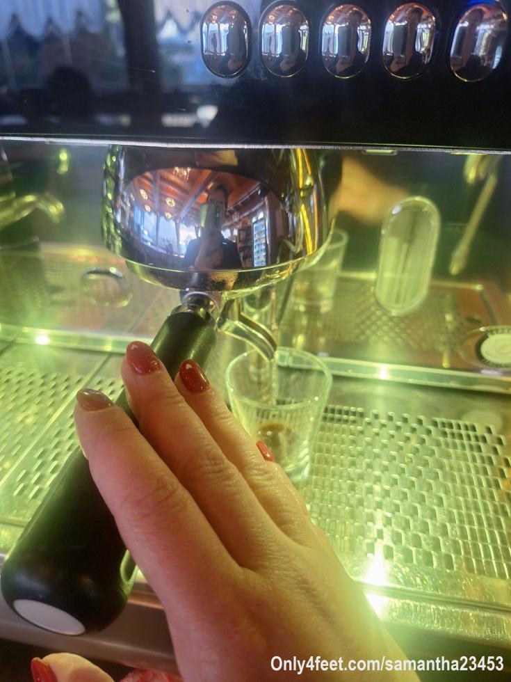 Buongiorno oggi....chi vuole un buon caffè 🥳🥳💝💝💋💋