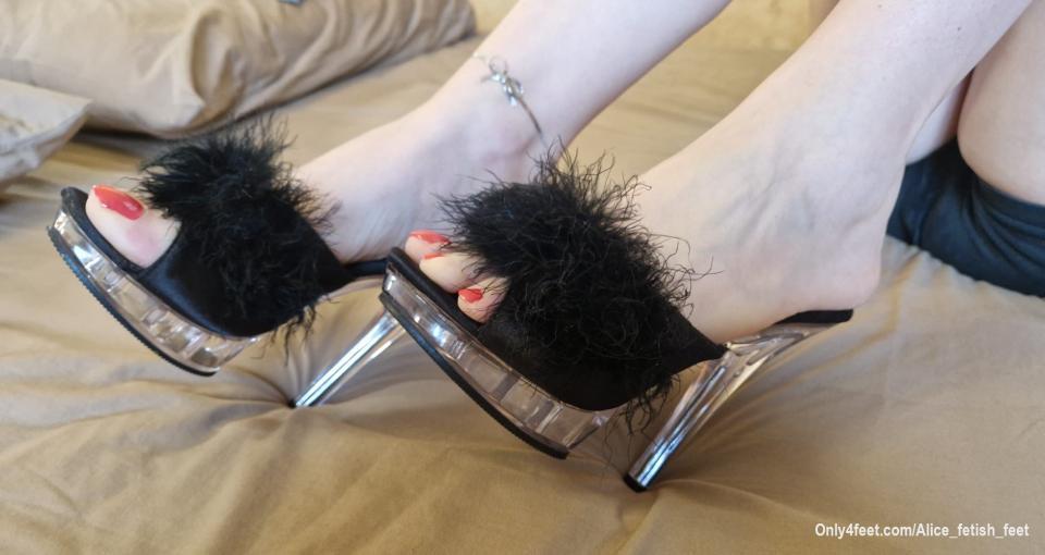 Good night 🌙 👠💋