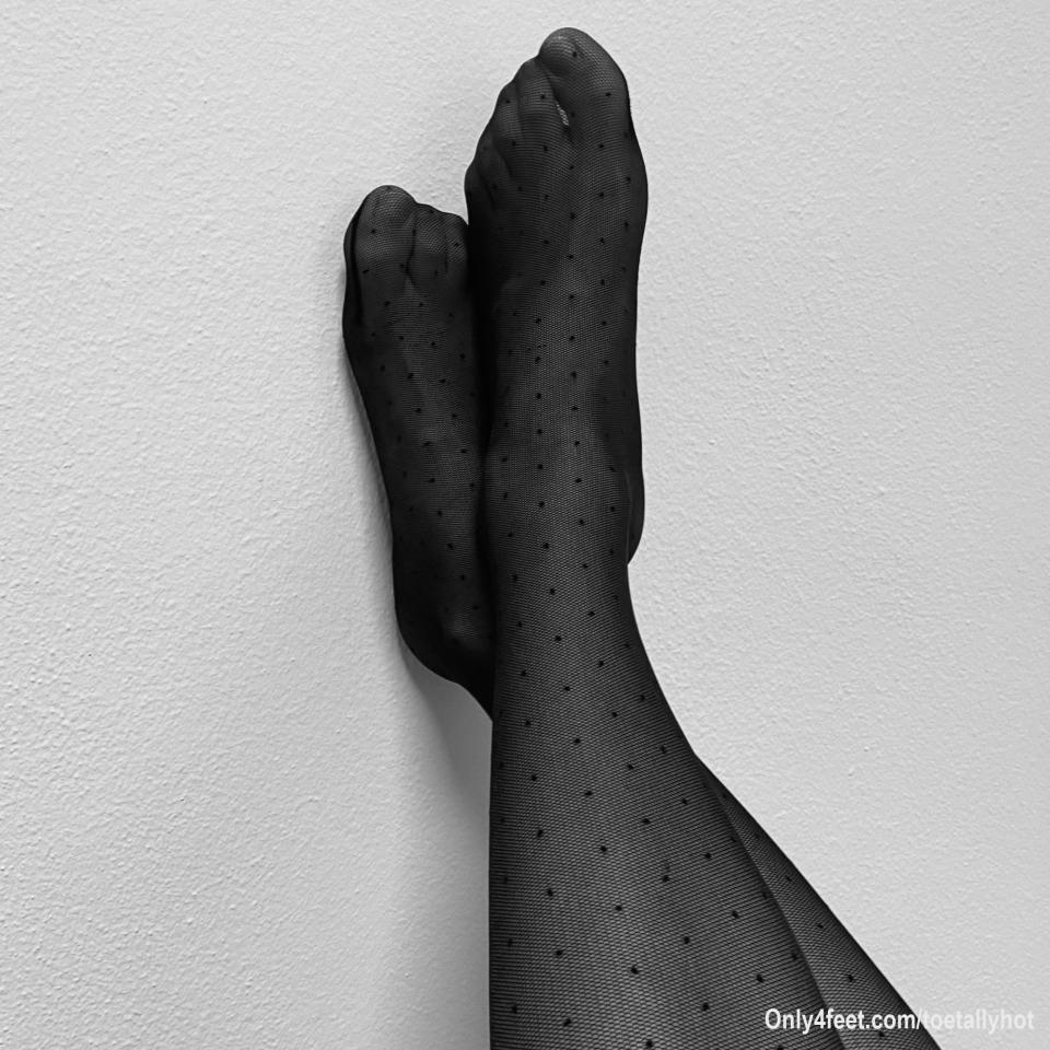 Un tocco di eleganza, un pizzico di mistero 💋