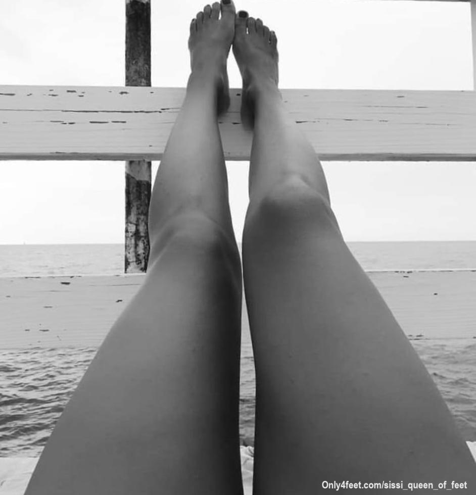 Amo le foto in bianco e nero 🔥
#feet #legs #blackandwhite #sexy #feetmodel